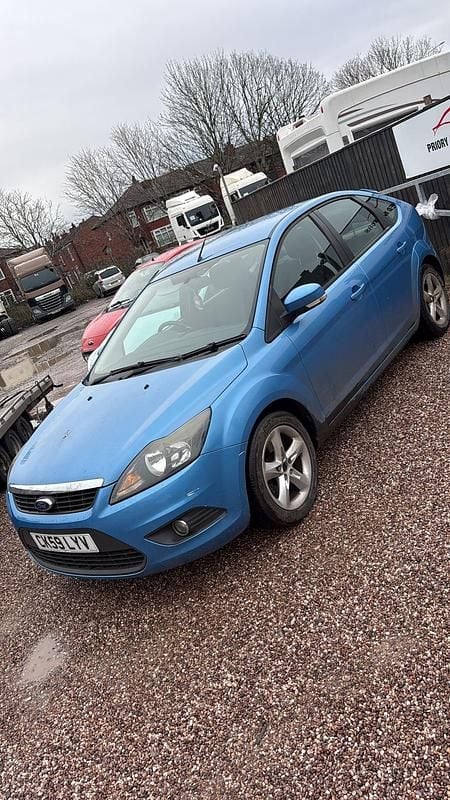 Used Ford Focus Zetec 2009 Blue Hatchback