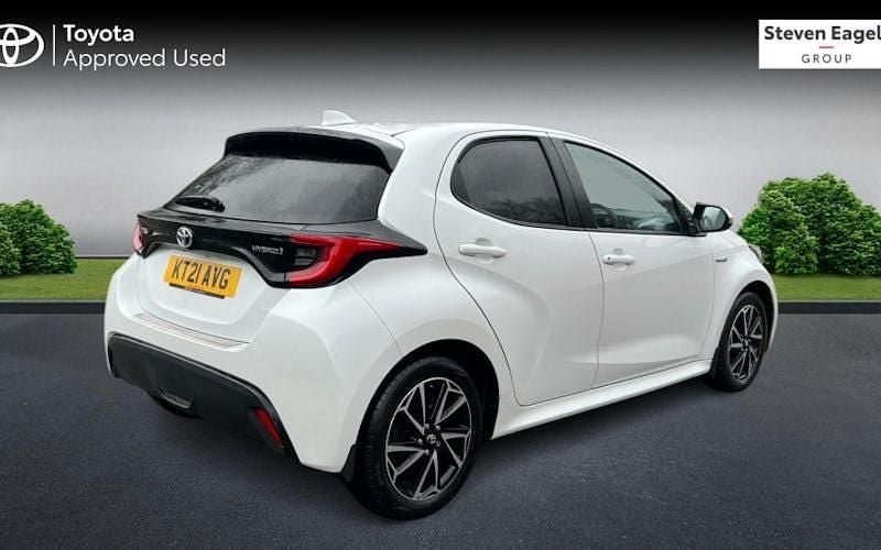 Used Toyota Yaris Hybrid Design 116 HP (85 kW) 2026 Hatchback