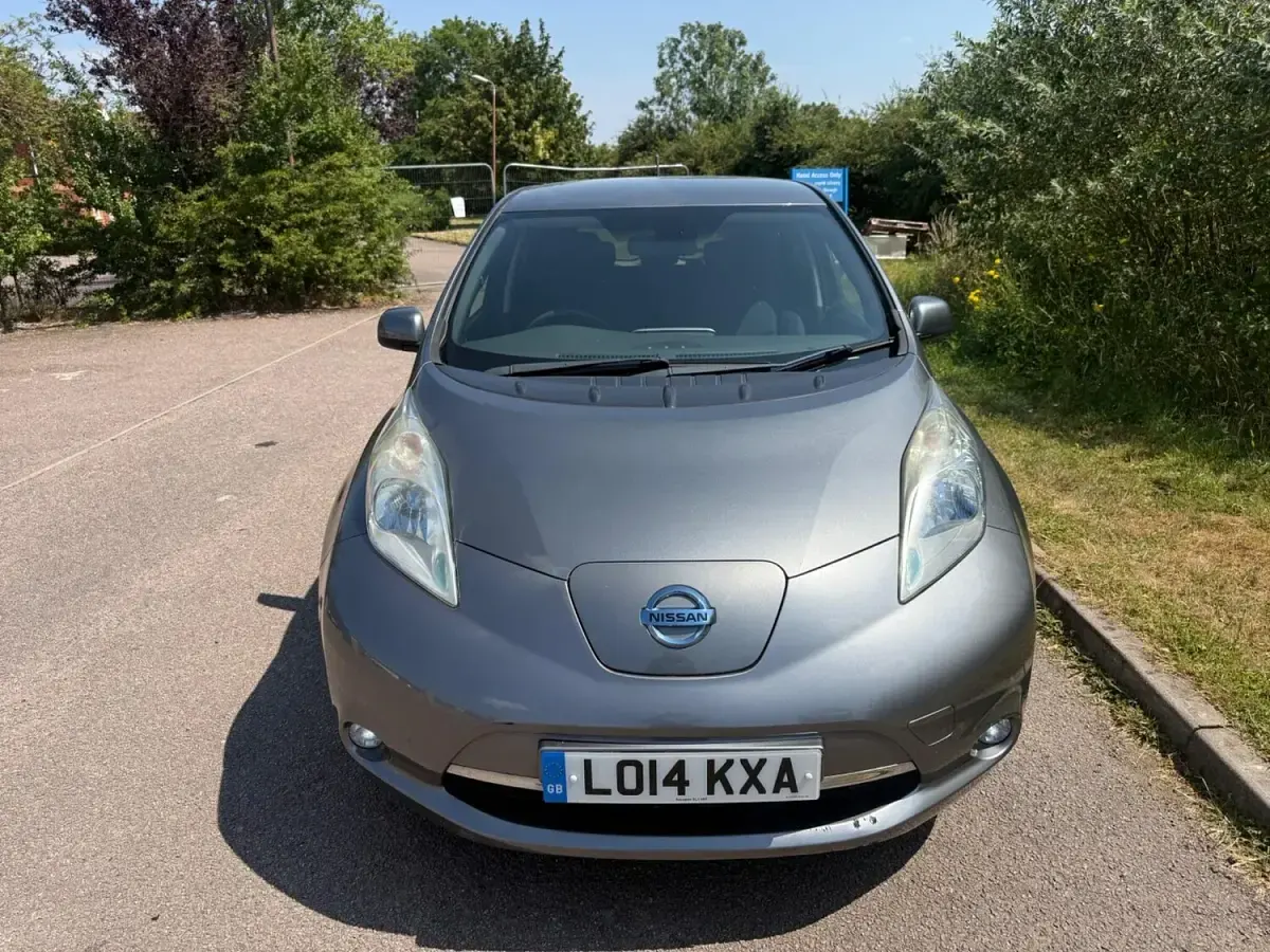 Used Nissan Leaf Acenta 80 kW (109 HP) 2014 Grey Hatchback