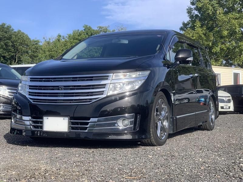 Used Nissan Elgrand 2011 Black MPV