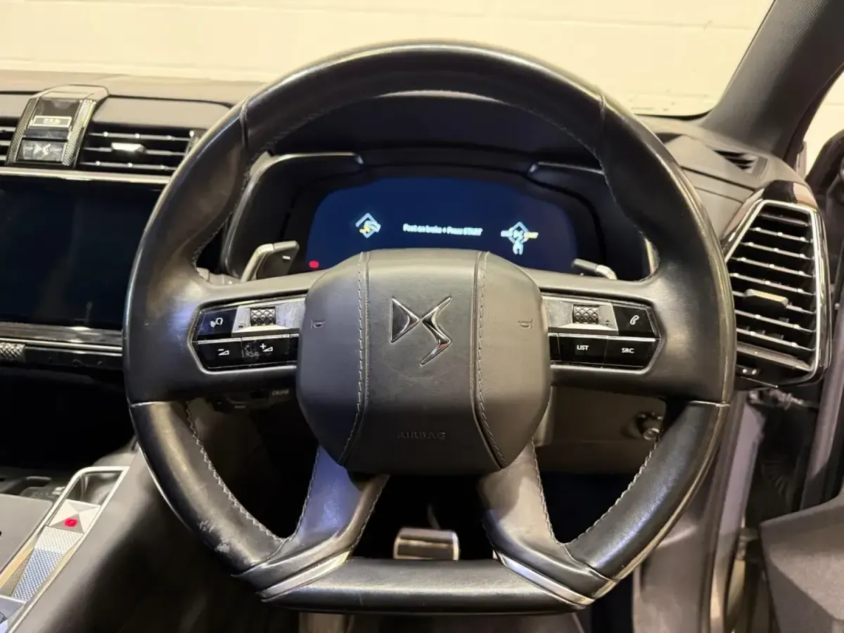 Begagnad DS Automobiles DS7 Crossback Prestige 2019 Grå SUV