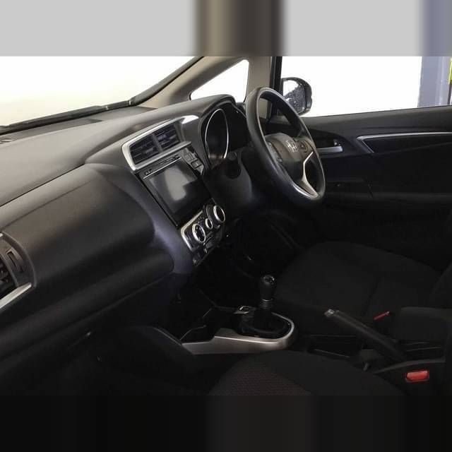 Image 2/4
