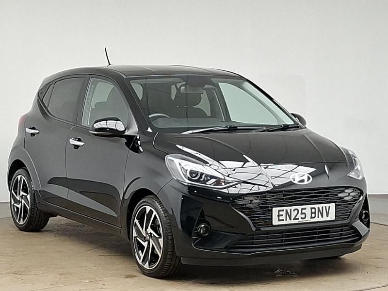 Used Hyundai i10 Premium 79 HP (58 kW) 2025 Black Hatchback