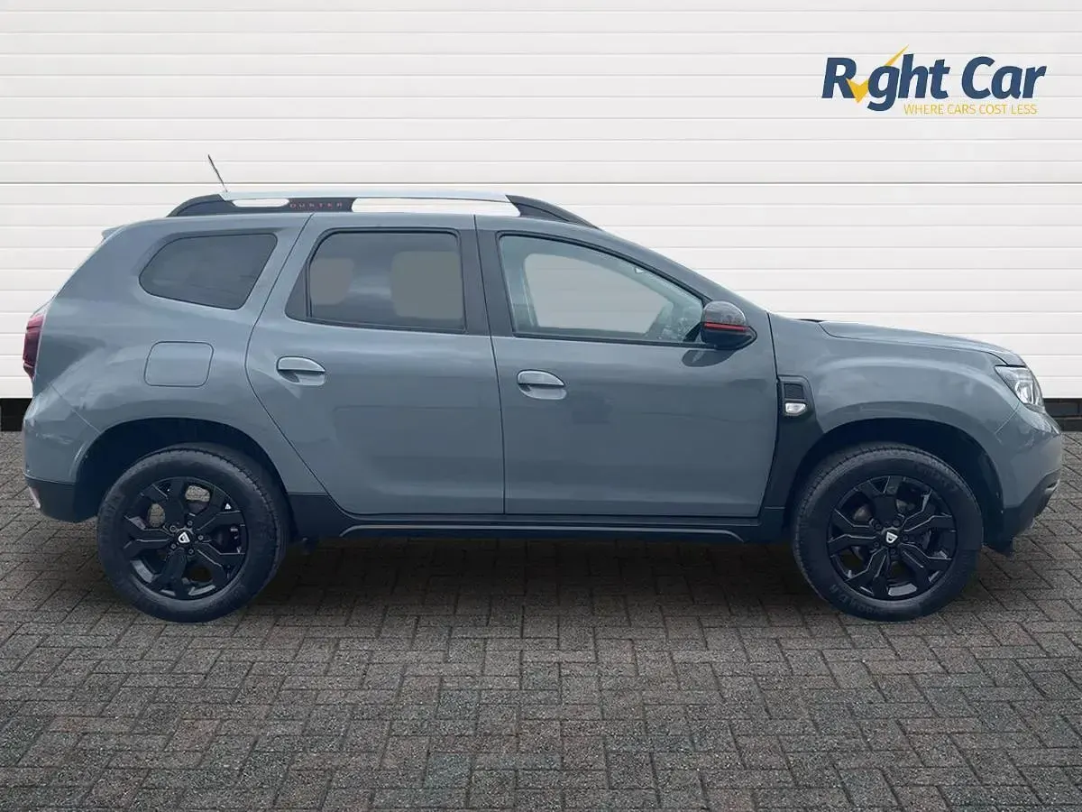 Used Dacia Duster Extreme 91 HP (66 kW) 2022 Grey SUV