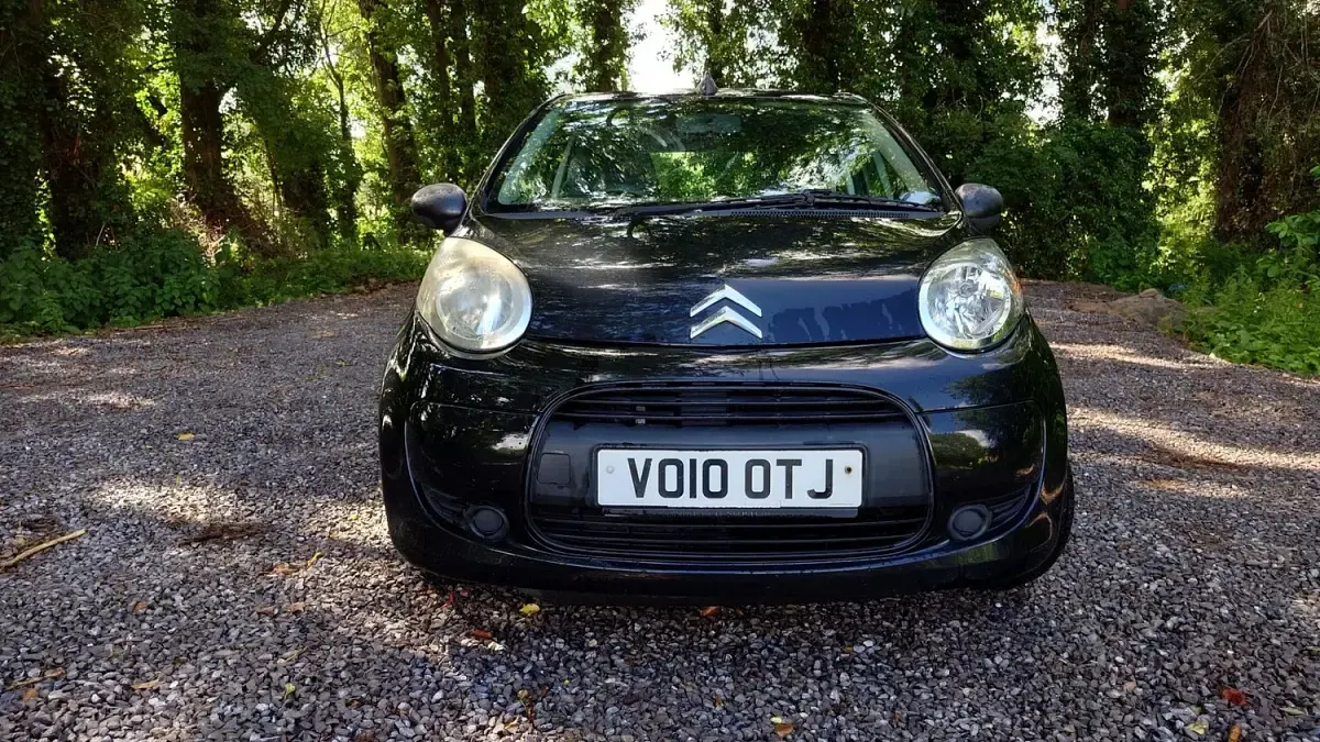 Used Citroën C1 68 HP (50 kW) 2010 Black Hatchback