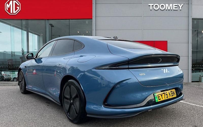 New MG IM5 300 kW (408 HP) 2025 Hatchback