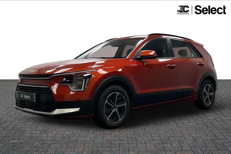 Used Kia Niro 180 HP (132 kW) 2023 Orange SUV