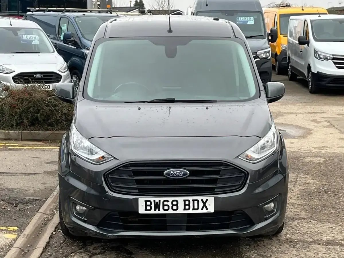 Used Ford Transit Connect Limited 120 HP (88 kW) 2018 Grey MPV