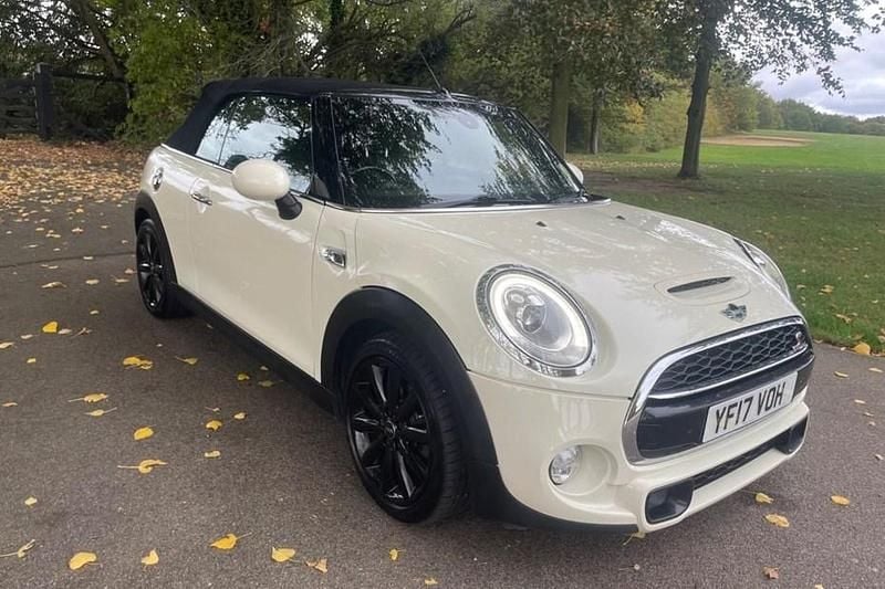 Used 2017 Mini Cooper S Hatchback | £10,495 (Fair price) - Image 1/1