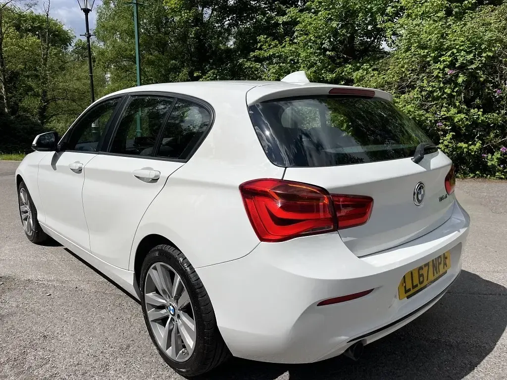 Usado BMW 116 Sport Line 2018 Blanco Utilitario