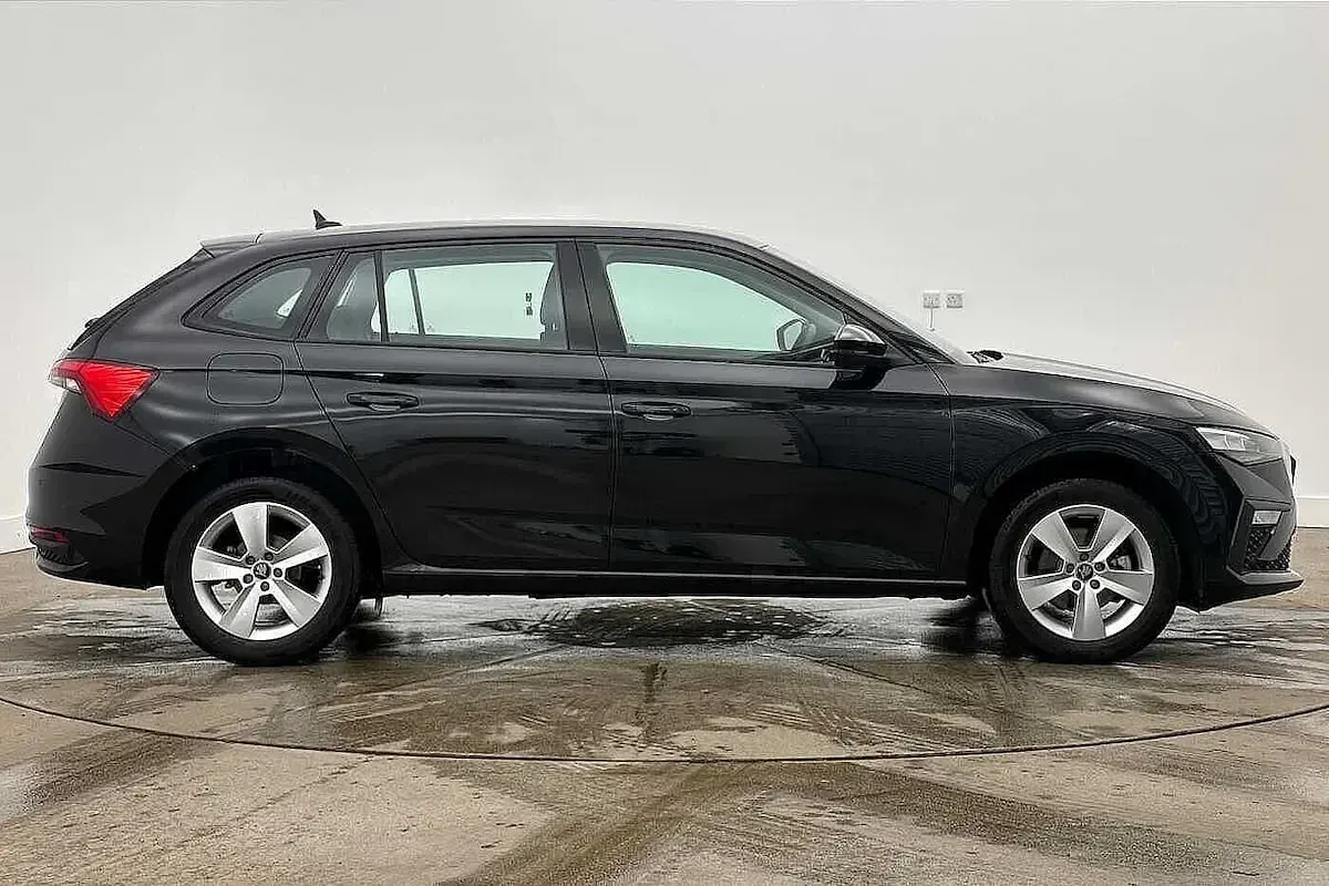 Used Skoda Scala SE 113 HP (83 kW) 2025 Black magic pearl effect Hatchback