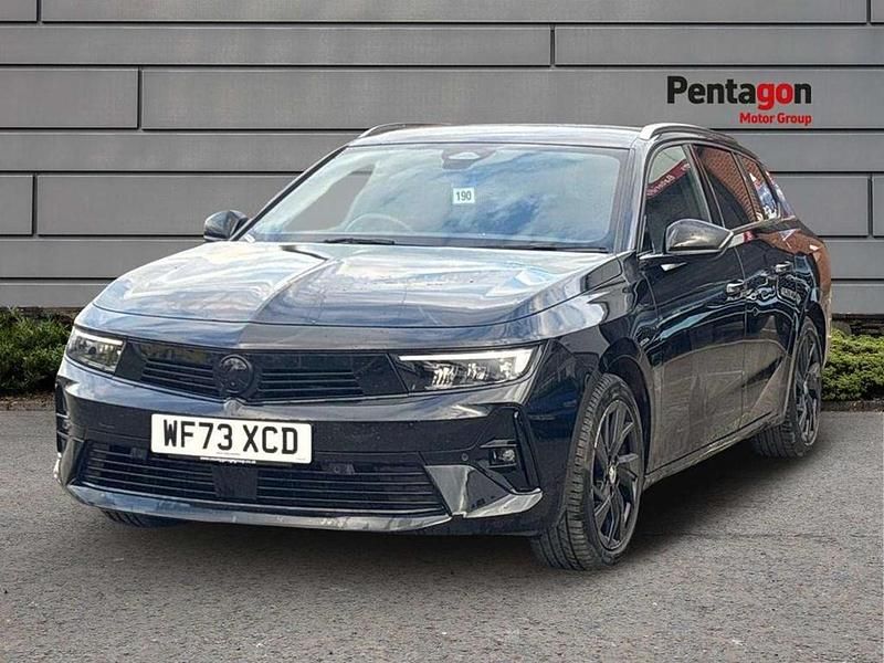 Used Vauxhall Astra 128 HP (94 kW) 2023 Black Estate