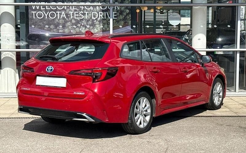 Begagnad Toyota Corolla 140 HK (102 kW) 2026 Kombi