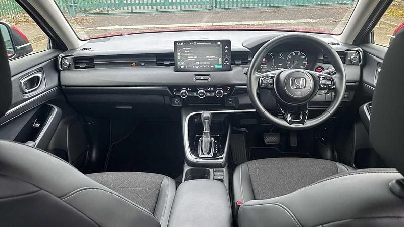 Used Honda HR-V Advance 131 HP (96 kW) 2024 Red SUV