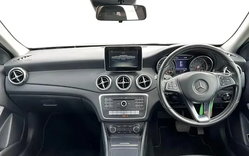 Usado Mercedes GLA200 Executive 156 CV (114 kW) 2019 SUV
