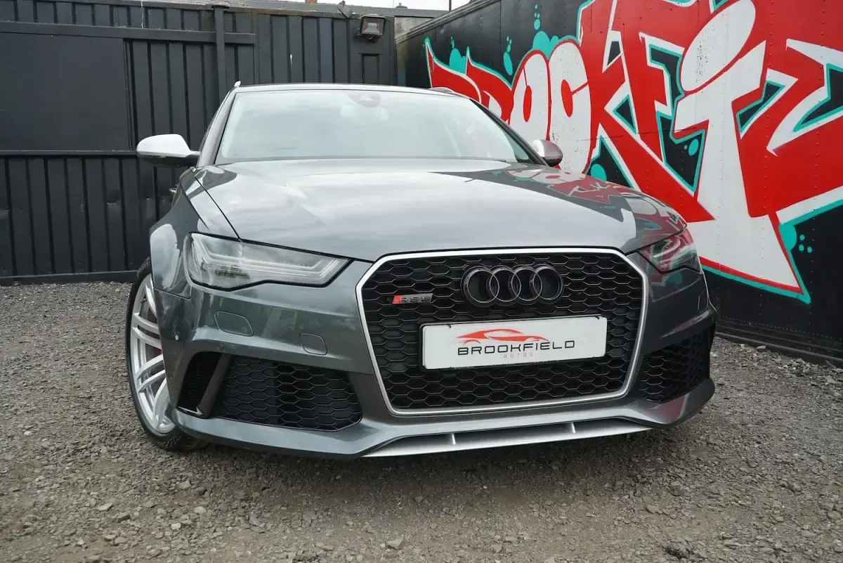 Used Audi RS6 Design 560 HP (411 kW) 2015 Grey Estate
