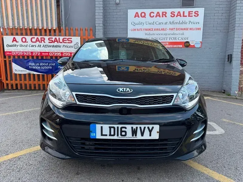 Used Kia Rio 2016 Black Hatchback