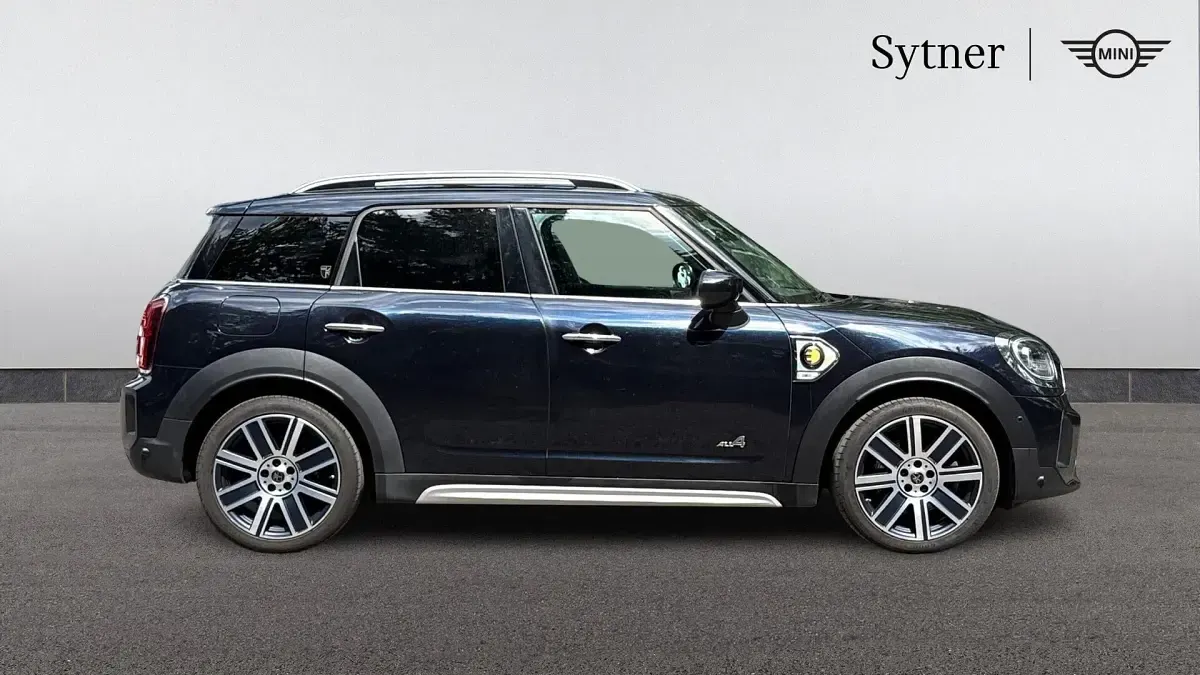 Used Mini Cooper S Countryman Exclusive 219 HP (161 kW) 2023 Black SUV