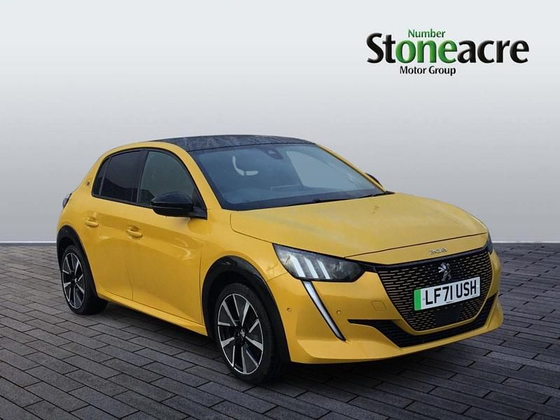 Used Peugeot e-208 Premium 100 kW (136 HP) 2021 Yellow Hatchback