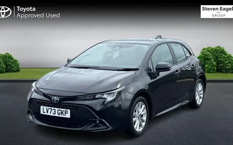 Used Toyota Corolla 140 HP (102 kW) 2026 Hatchback