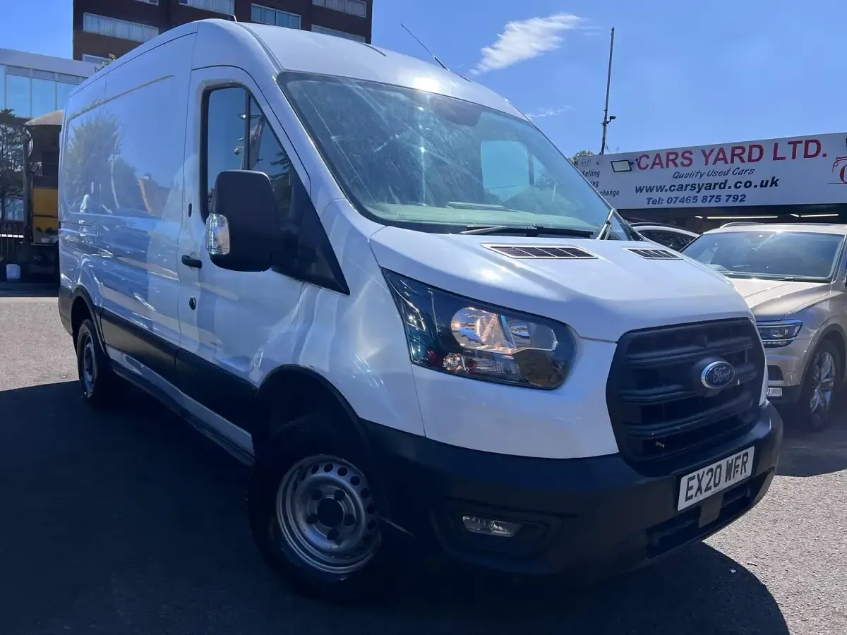 Used Ford Transit Custom 105 HP (77 kW) 2022 White Van