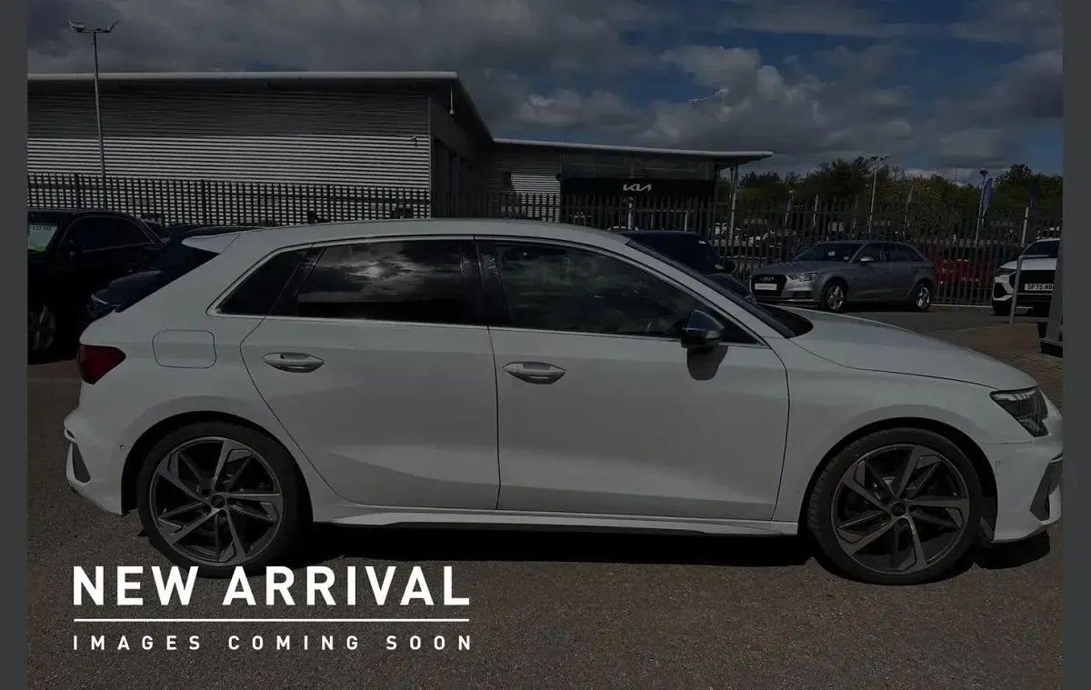 Used Audi S3 Sportback Comfort 310 HP (228 kW) 2023 White Hatchback