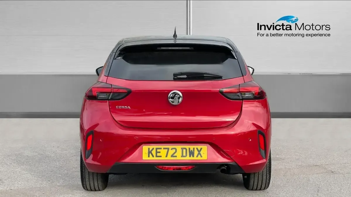 Second-hand Vauxhall Corsa 75 CP (55 kW) 2023 Roșu Hatchback