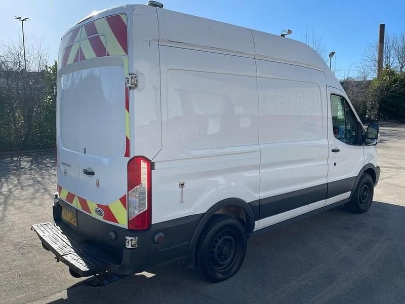Usado Ford Transit 130 CV (95 kW) 2018 Blanco Van