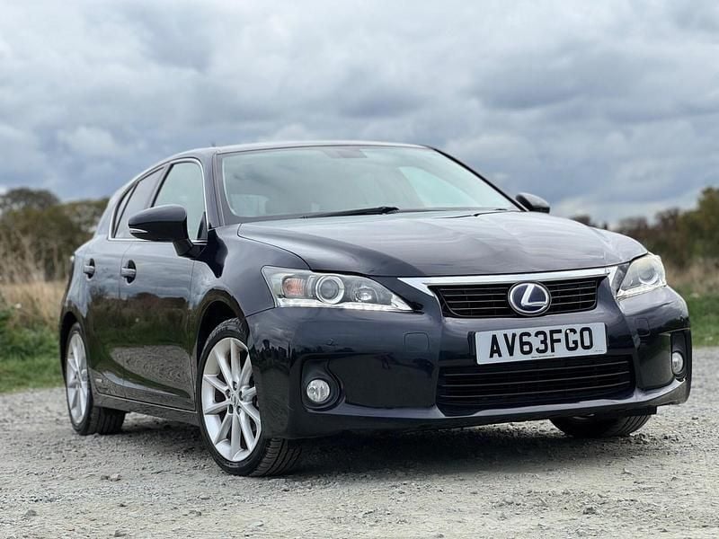 Black Used 2013 Lexus CT200h Luxury Line Hatchback | £8,750 (Fair price) - Image 1/4