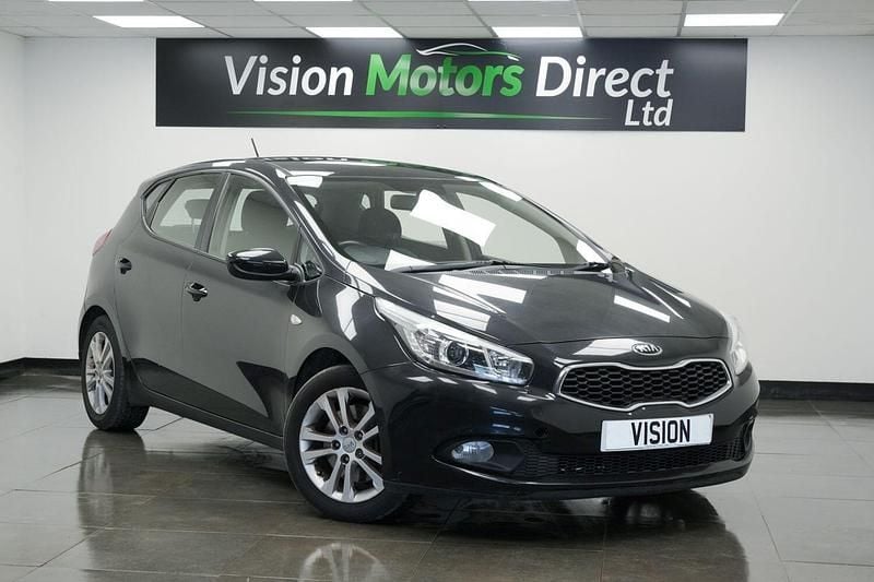 Black Used 2014 Kia Ceed Hatchback | £4,480 (Fair price) - Image 1/3