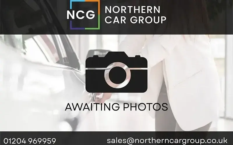 Used Toyota Yaris Design 99 HP (72 kW) 2016 Hatchback
