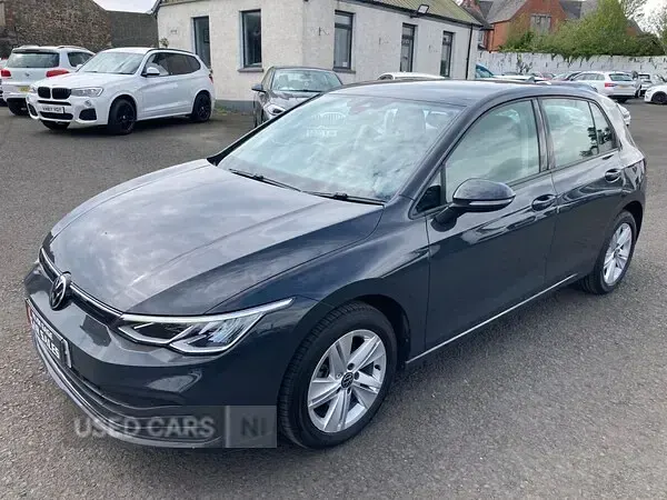 Used VW Golf VIII Life 130 HP (95 kW) 2024 Grey Hatchback