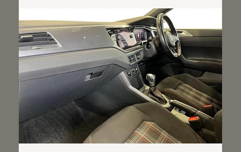 Usado VW Polo GTI 200 HP (147 kW) 2020 Cinzento Citadino