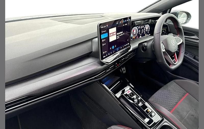 Used VW Golf VIII GTI Clubsport 300 HP (220 kW) 2025 White Hatchback