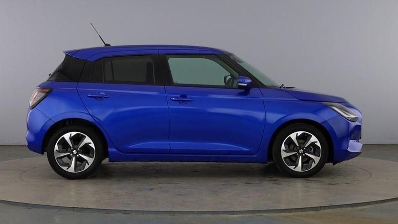 Used Suzuki Swift 82 HP (60 kW) 2024 Blue Hatchback