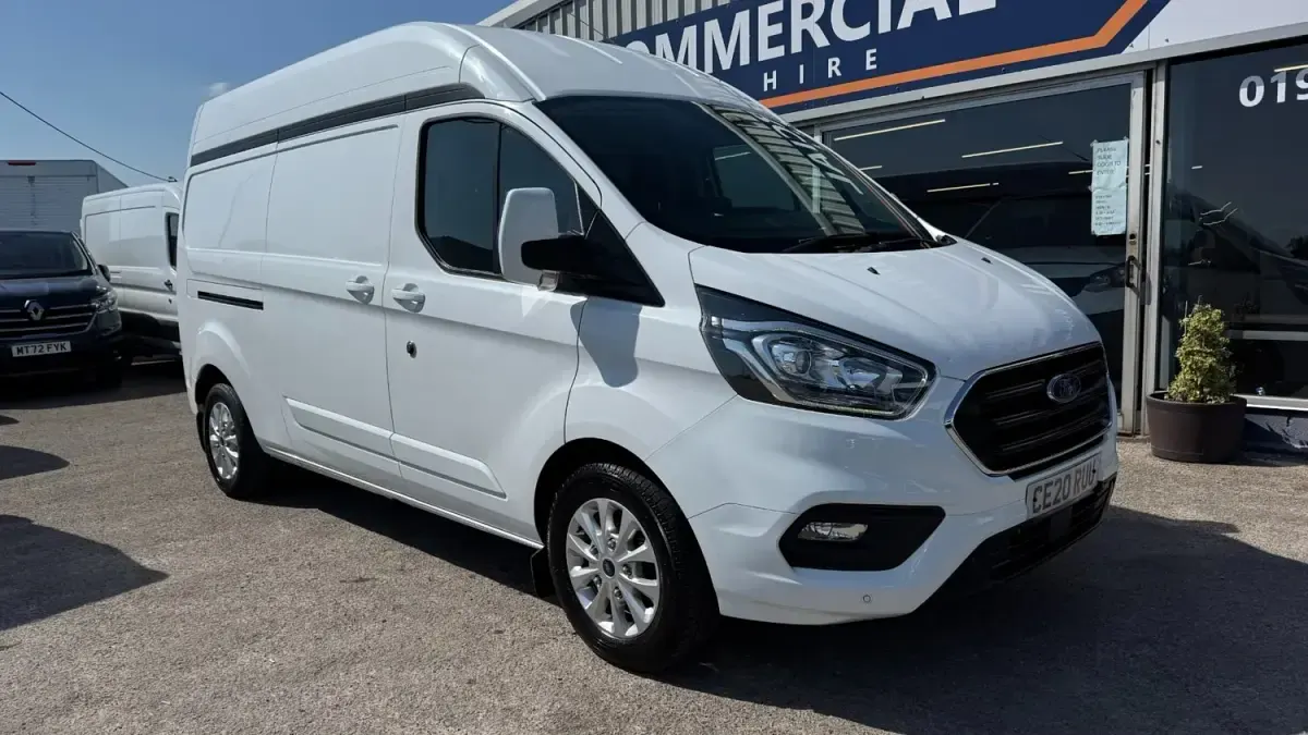 Usado Ford Transit Custom Limited 170 HP (125 kW) 2020 Branco Van