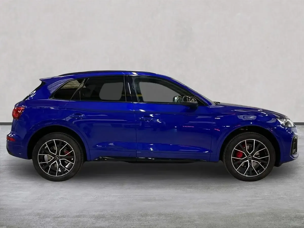 Used Audi Q5 Comfort 204 HP (150 kW) 2022 Blue SUV