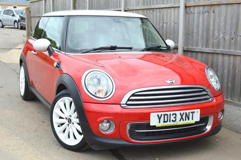 Red Used 2013 Mini Cooper Hatch Hatchback | £5,249 (Super price) - Image 1/4