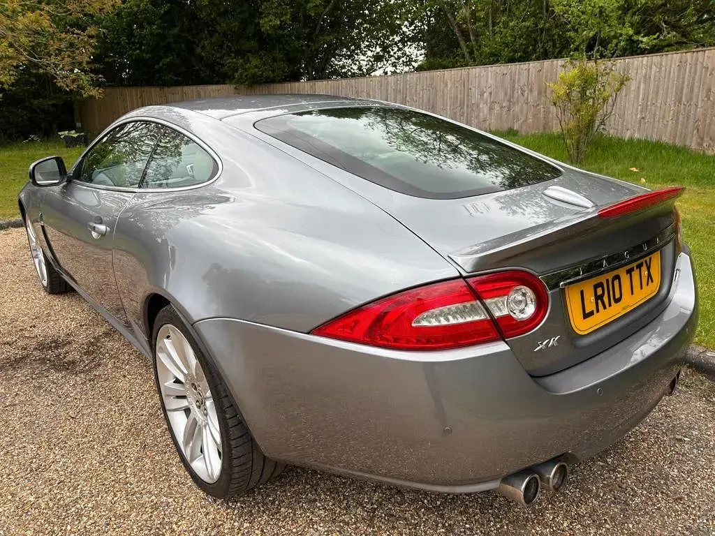 Used Jaguar XKR 510 HP (375 kW) 2010 Grey Coupe