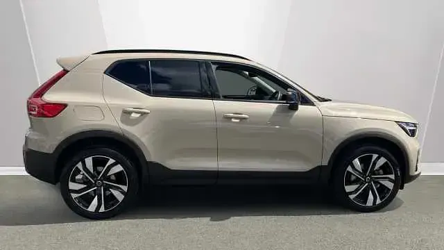 Used Volvo XC40 Ultra 161 HP (118 kW) 2025 SUV