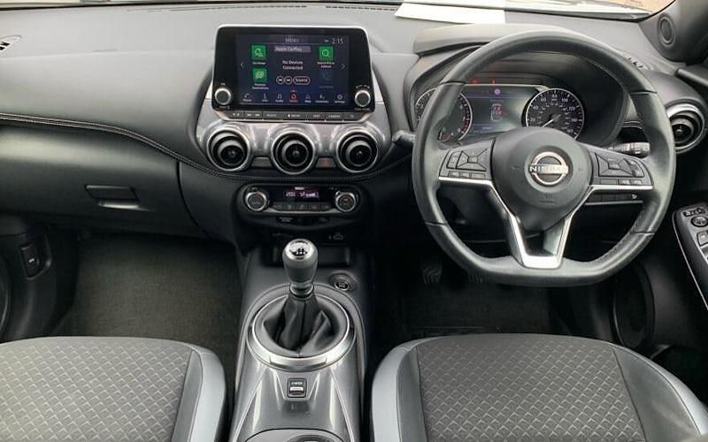 Used Nissan Juke N-Connecta 114 HP (83 kW) 2023 Grey SUV