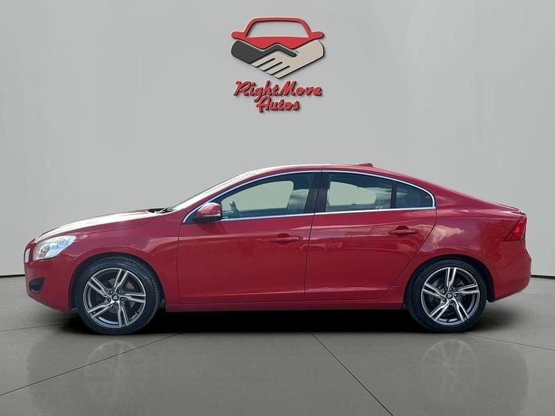 Used Volvo S60 SE 136 HP (100 kW) 2013 Red Sedan
