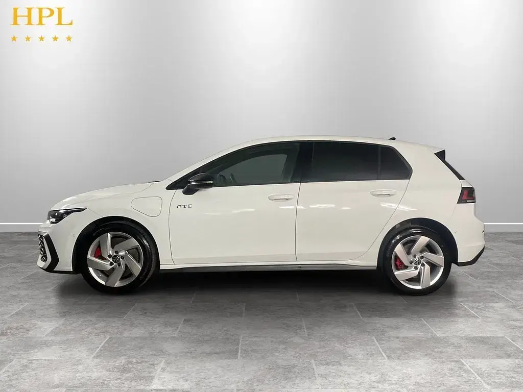 Used VW Golf VIII GTE 272 HP (200 kW) 2025 White Hatchback