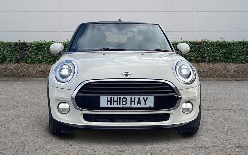 Used Mini Cooper Cabriolet 136 HP (100 kW) 2018 White Cabriolet