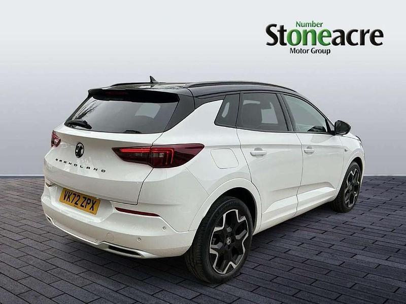 Used Vauxhall Grandland X Ultimate 128 HP (94 kW) 2022 White SUV
