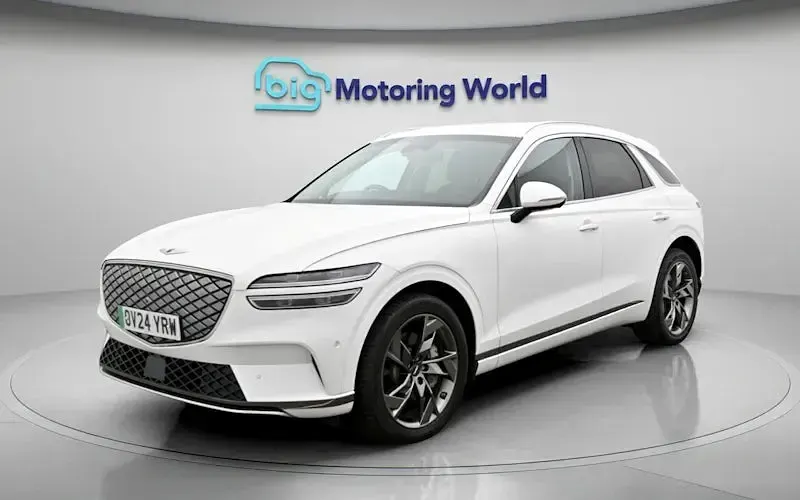 Used Genesis GV70 Sport 359 kW (489 HP) 2024 White SUV