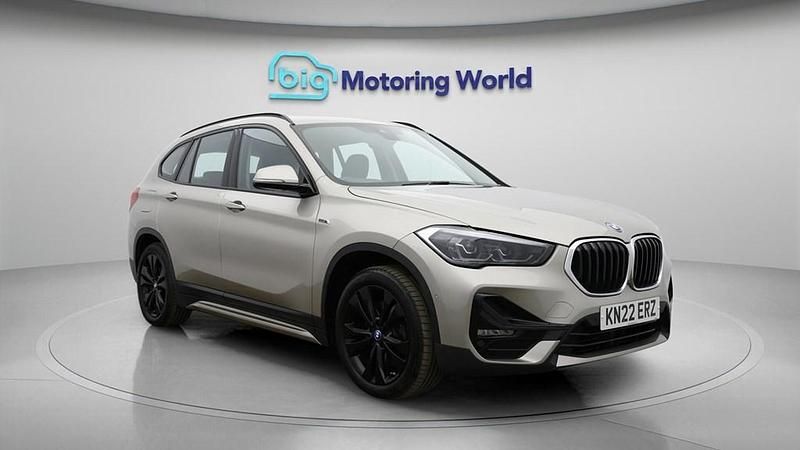 Used BMW X1 Sport Line 220 HP (161 kW) 2022 Silver SUV