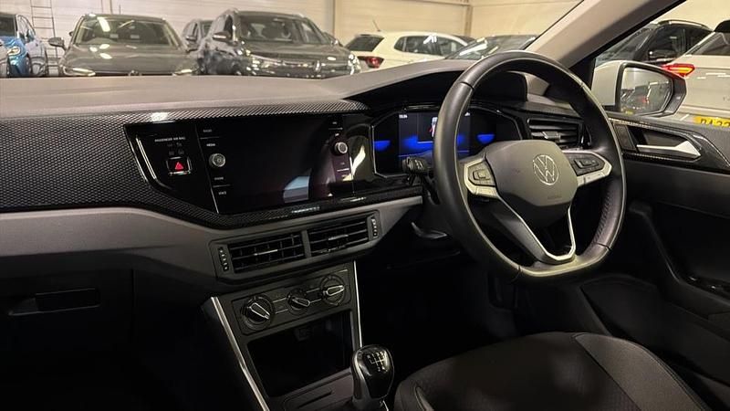 Used VW Polo Life 80 HP (58 kW) 2022 Ascot grey Hatchback