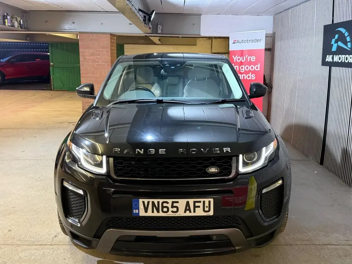Used Land Rover Range Rover evoque HSE Dynamic 2015 Black Estate