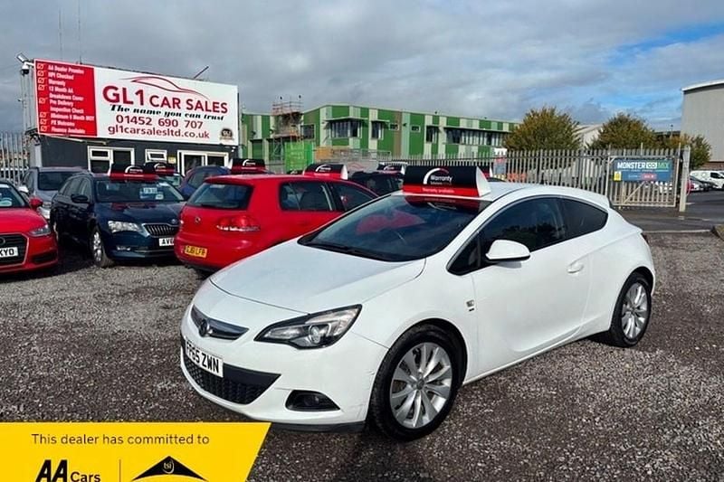 Used Vauxhall Astra GTC SRi 140 HP (102 kW) 2015 Coupe